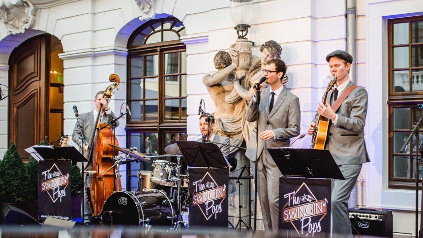 Open Air im Pfarrgarten: The Swingin´ Pops